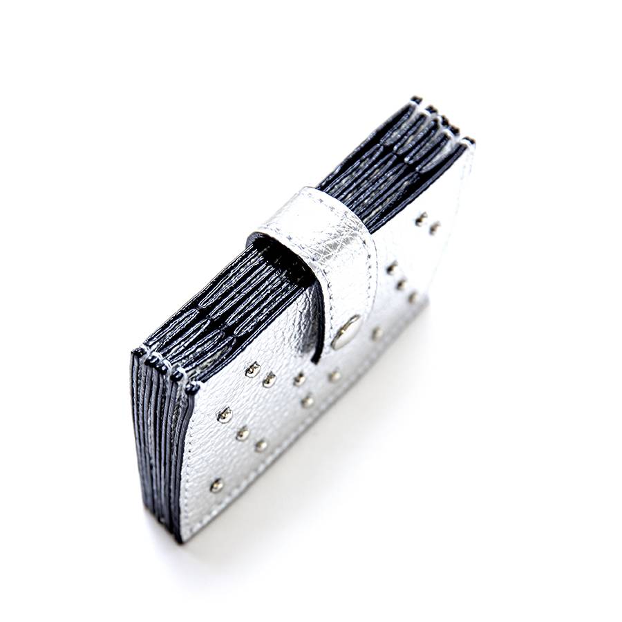 Laura Di Maggio CREDIT CARD – credit card argentato con borchie Fino Al -60%