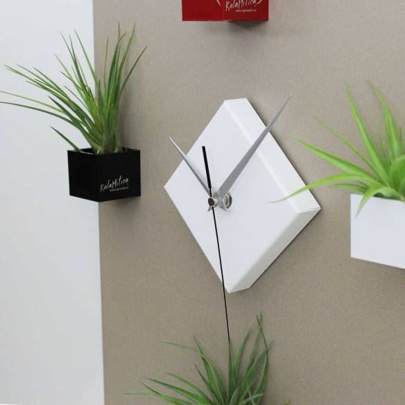 Kalamitica Kronos - Orologio Magnetico Quadrato / Bianco Opaco Offerte