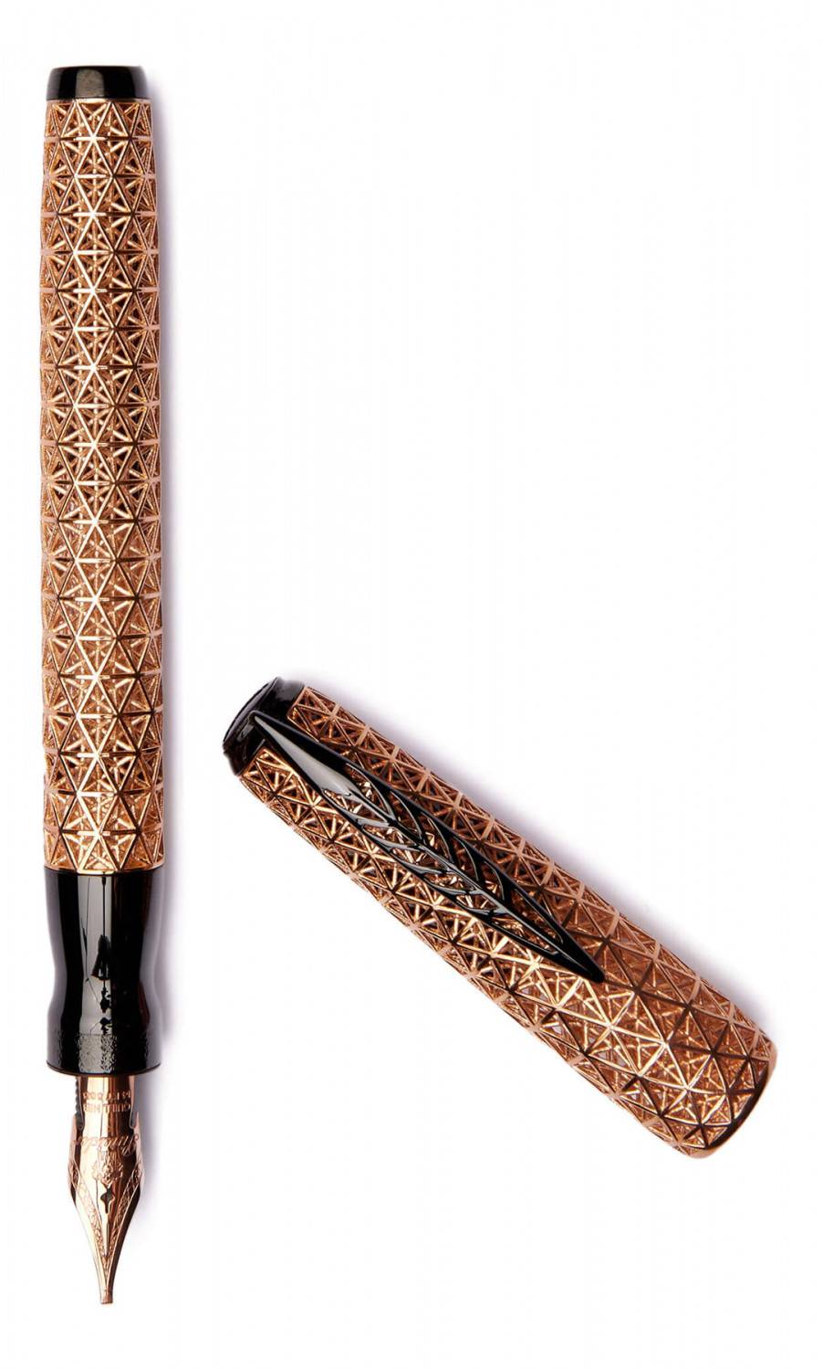 Pineider Penna Stilografica Psycho- Pennino in Oro 14KT Offerte