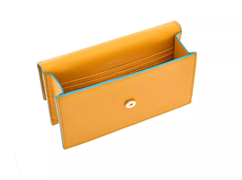 Pineider Flap Shoulder Bag in Metro Smooth In Linea