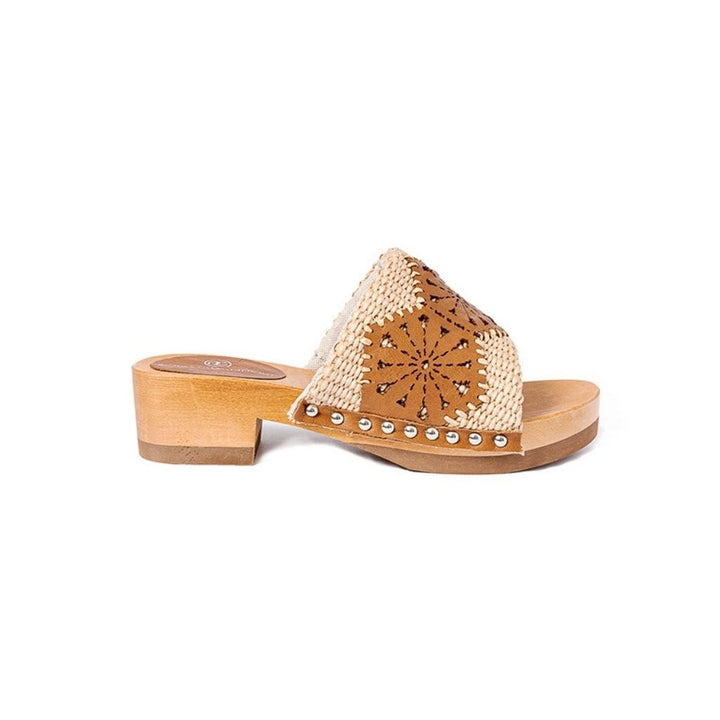 Roberta Gandolfi Sandalo Giulia platform in legno e tomaia in rafia e pelle di vitello laserata con disegno pizzo geometrico Presa