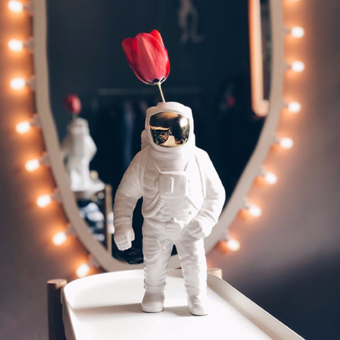 Sbam Design Vaso astronauta – Cosmic Diner Starman Vendita