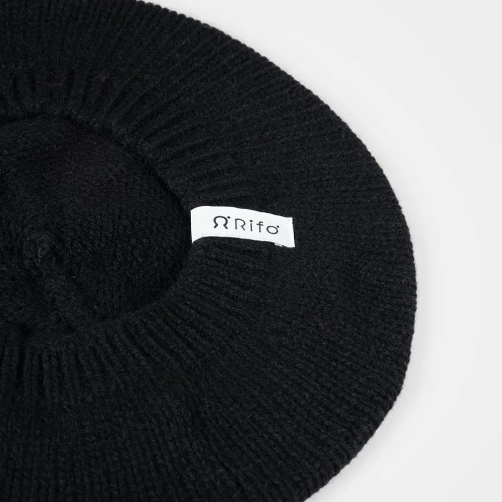 Sbam Design Cappello Basco in Cashmere Rigenerato – Nicole Presa