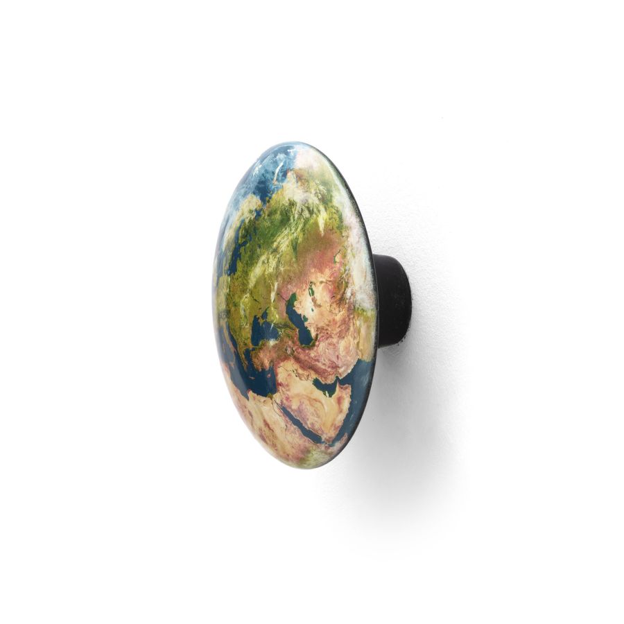 Seletti Solar System Hanger Earth Europe Offerta per la Festa della Mamma