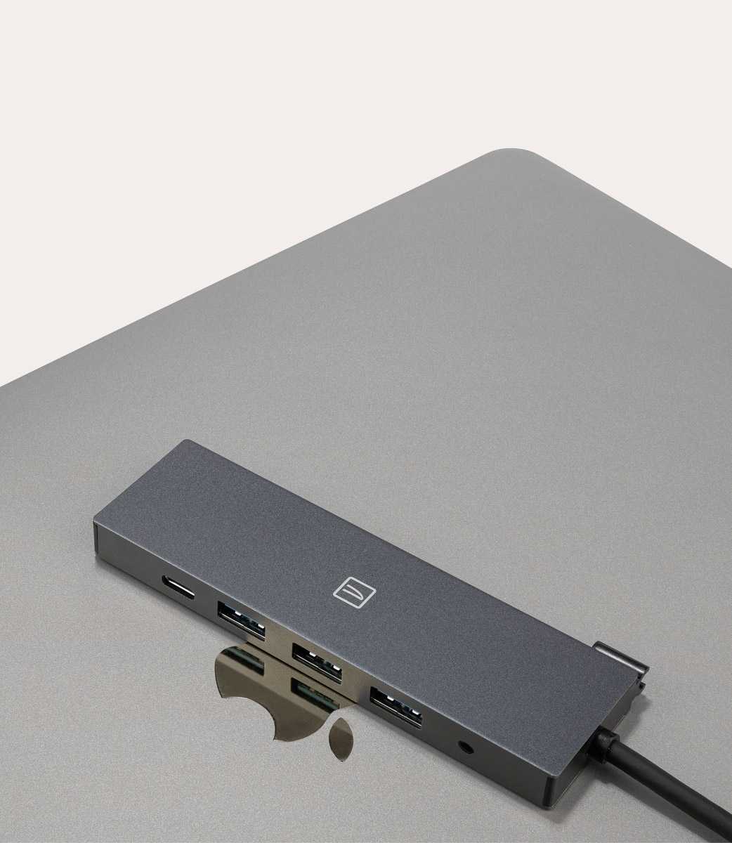 Tucano Hub type-C 6-in-1 con 1 HDMI + 3 USB 3.0 + 1 USB-PD + Audio 3.5 mm In Saldo