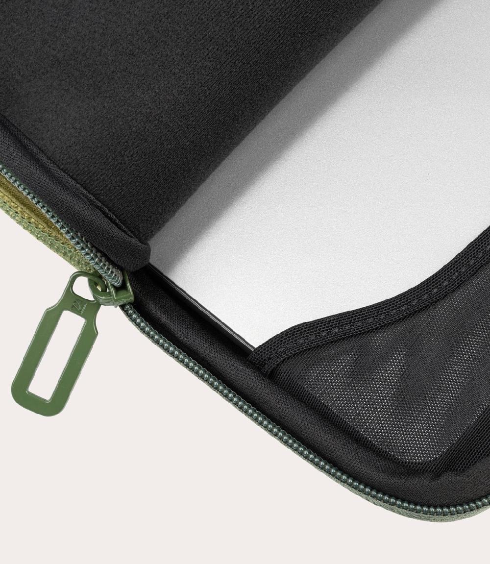 Tucano Second skin per MacBook Pro 16" e laptop 15.6" In Vendita