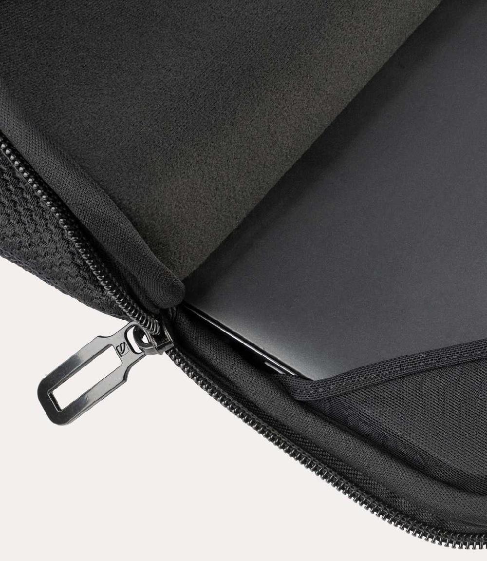 Tucano Second skin per laptop 12" e MacBook Air/Pro 13" Saldi