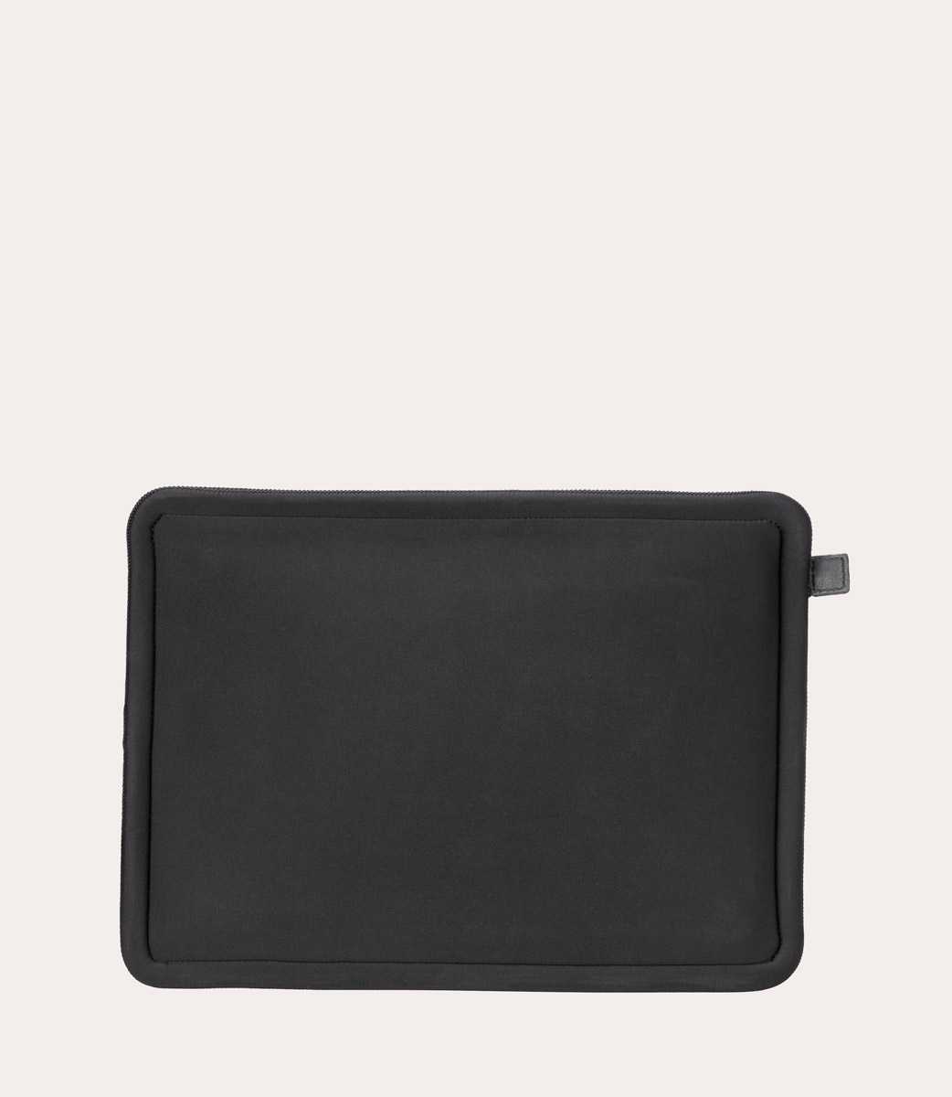 Tucano Second skin per MacBook Pro 16" Saldi Di Fabbrica