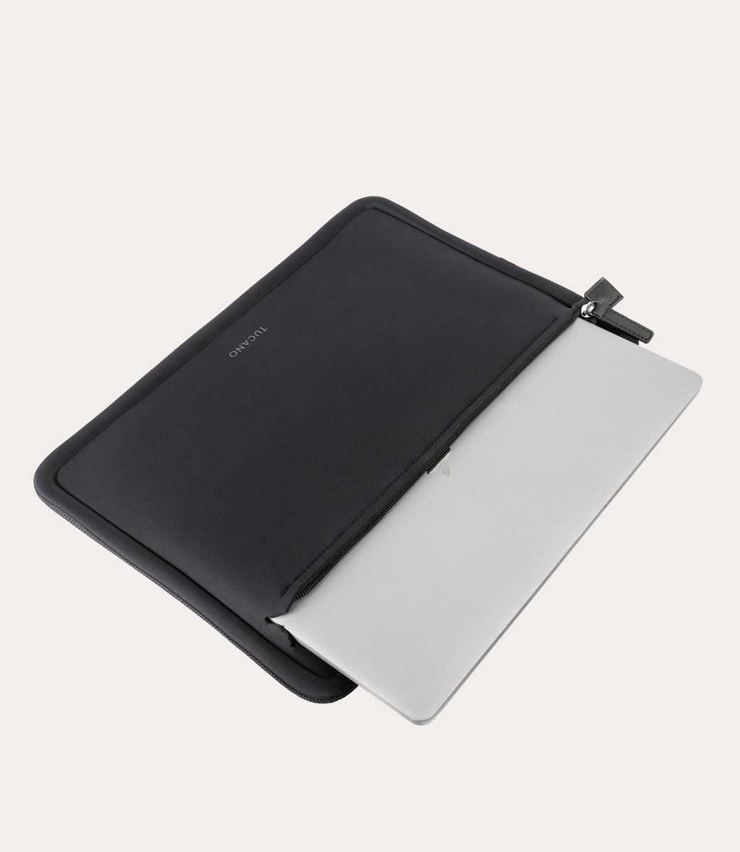 Tucano Second skin per MacBook Pro 16" Saldi Di Fabbrica