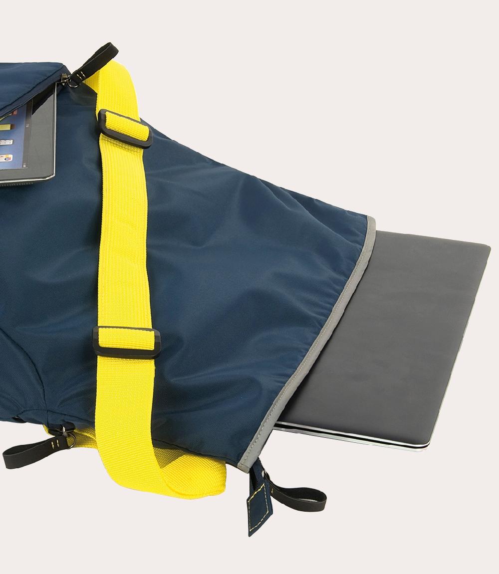 Tucano Tubì messenger da bicicletta per MacBook Pro 16" e laptop 15.6" Saldi Di Fabbrica