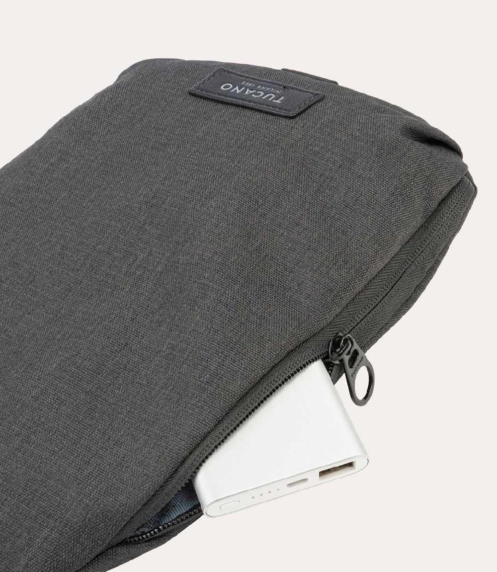 Tucano Crossbody bag In Vendita