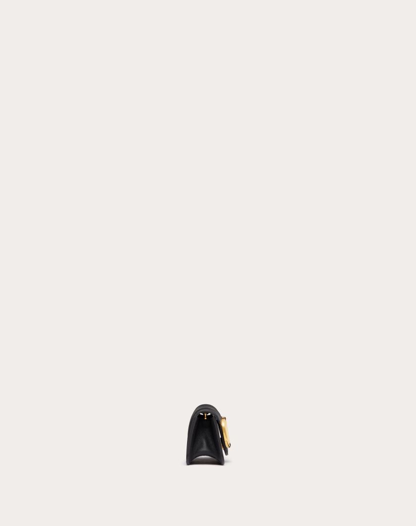 Valentino Handbags Borsa Micro Con Catena Valentino Garavani Locò In Vitello per Donna in Nero | Valentino IT Online