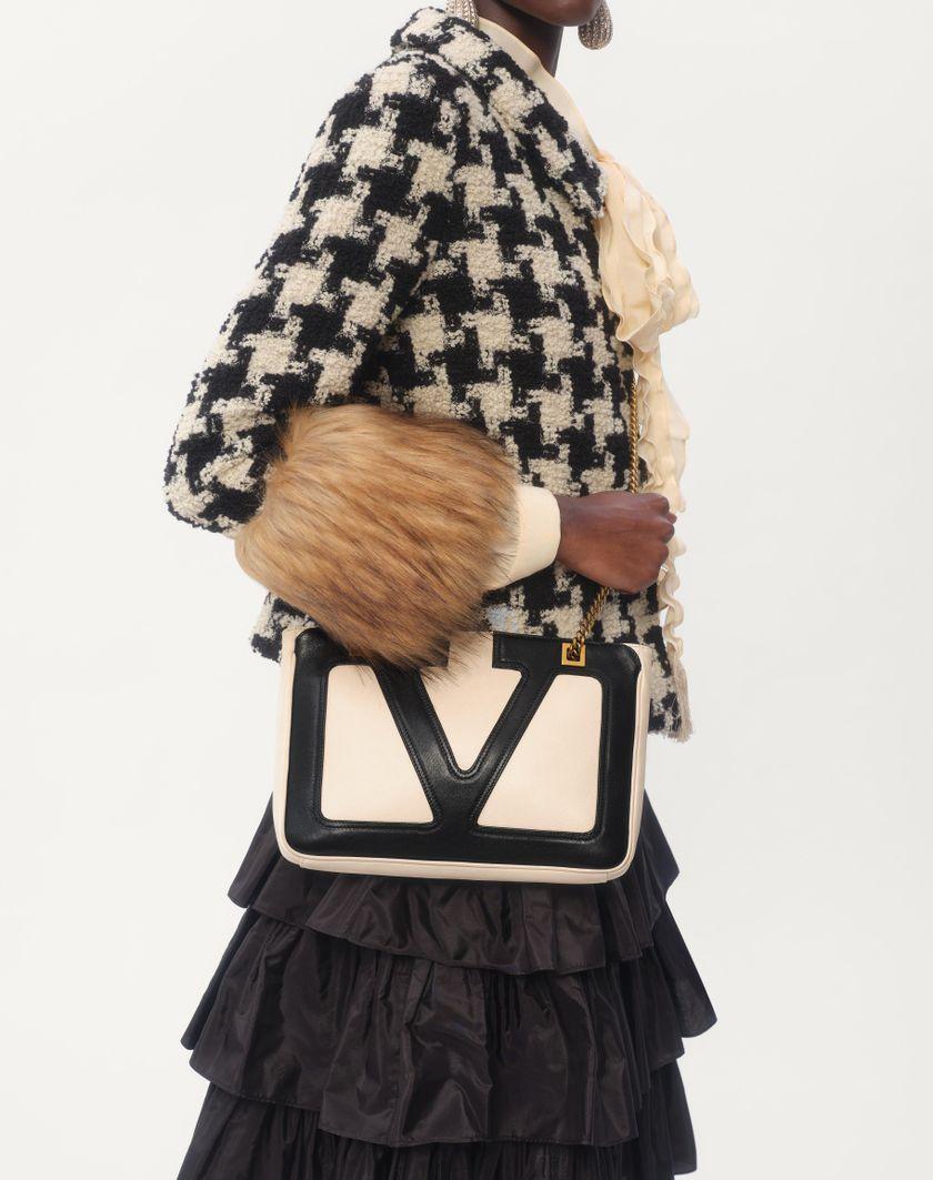 Valentino Handbags Borsa Shopping Piccola Valentino Garavani Viva Superstar In Nappa per Donna in Nero/marrone | Valentino IT Offerte