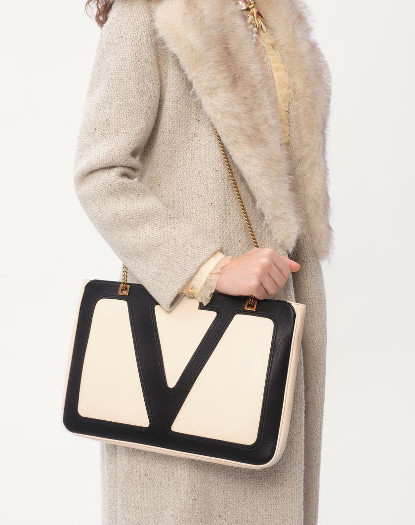 Valentino Handbags Borsa Shopping Media Valentino Garavani Viva Superstar In Nappa per Donna in Avorio/nero | Valentino IT Hotsell