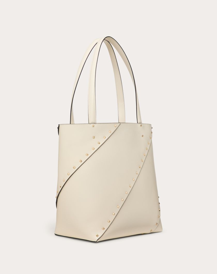 Valentino Handbags Borsa Shopping Valentino Garavani Valentino Garavani Rockstud Wispy In Vitello per Donna in Tabacco | Valentino IT Promozione
