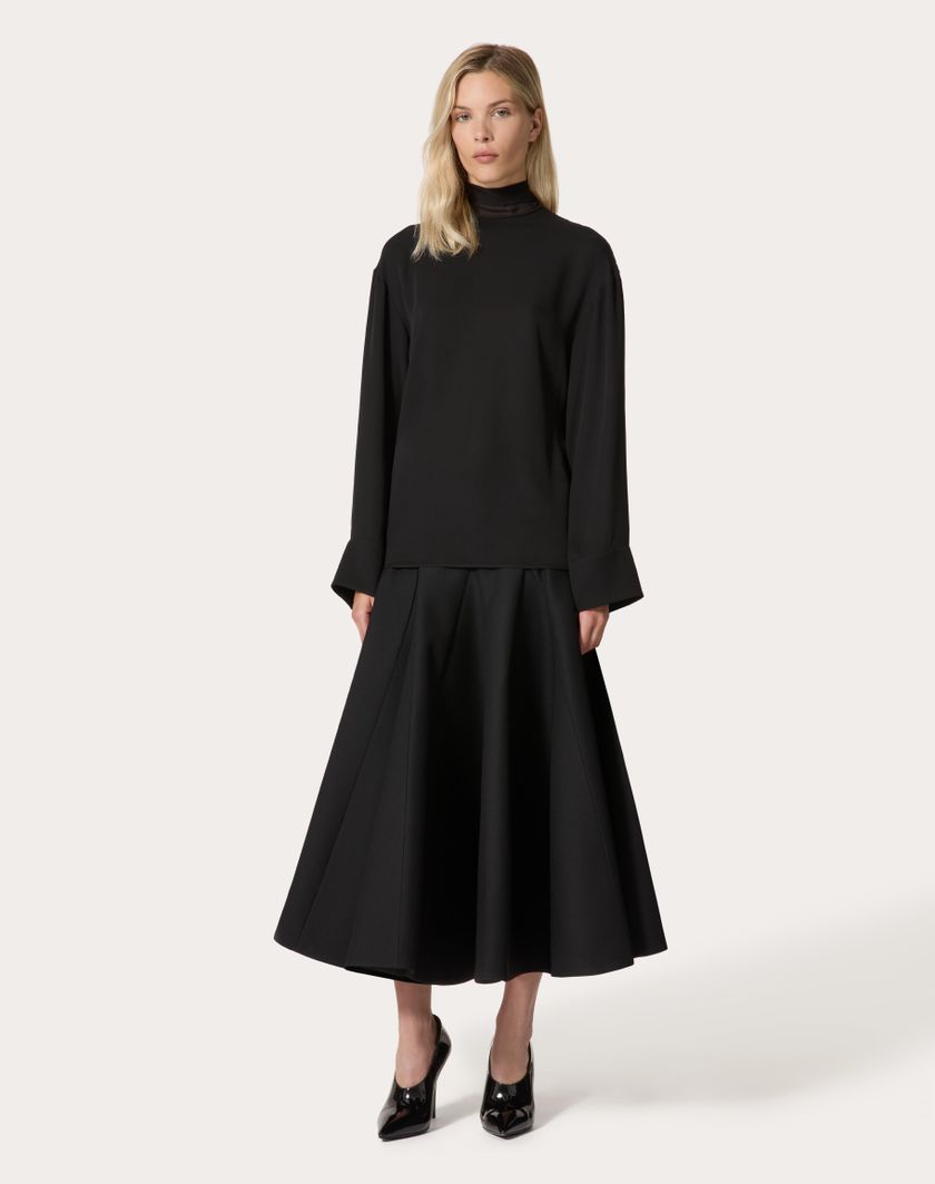 Valentino Handbags Top In Georgette per Donna in Nero | Valentino IT 2025