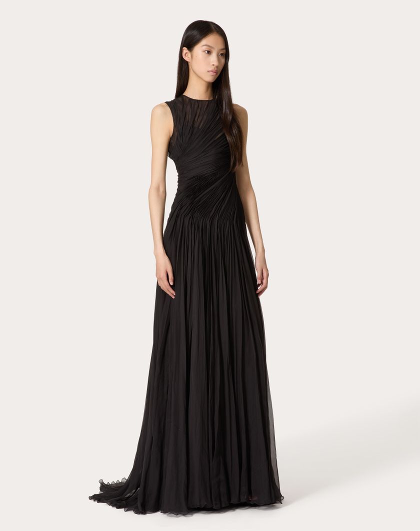 Valentino Handbags Gown In Chiffon per Donna in Nero | Valentino IT Sottocosto
