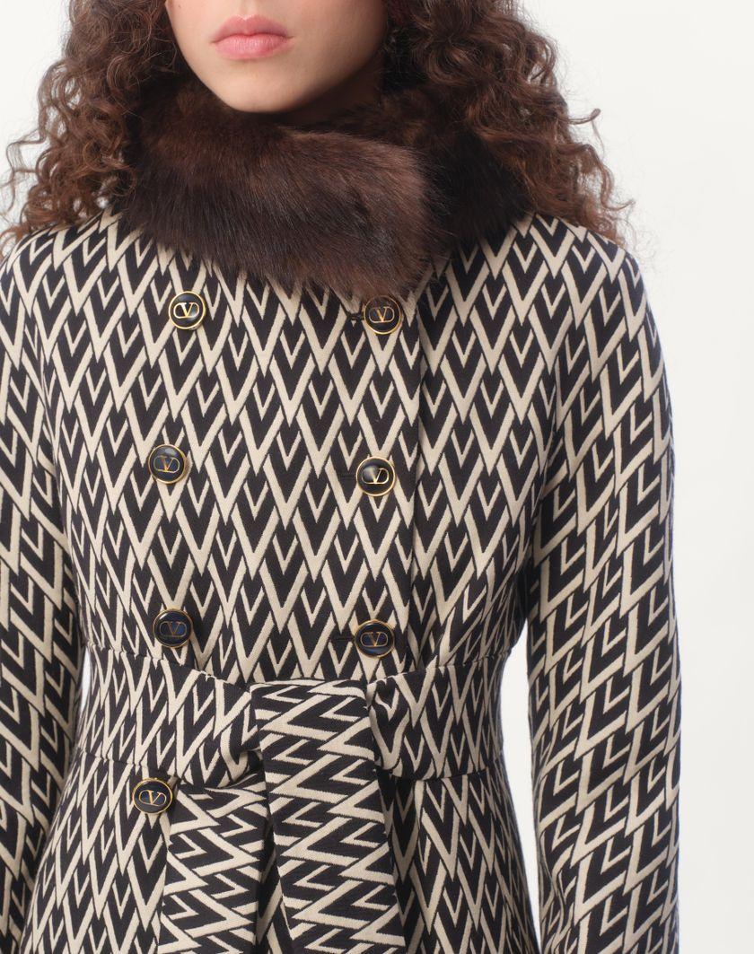 Valentino Handbags Cappotto In Jacquard Toute La V per Donna in Nero/avorio | Valentino IT Hotsell