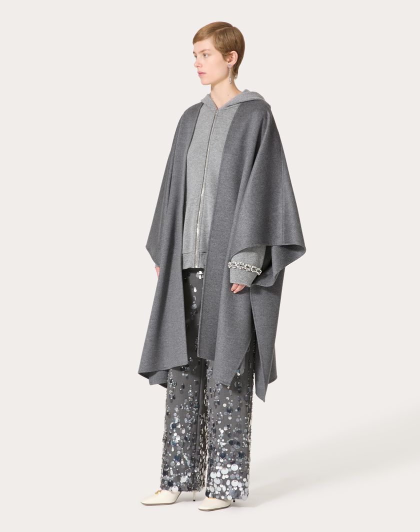 Valentino Handbags Cappa In Compact Drap per Donna in Grigio Scuro | Valentino IT Moda