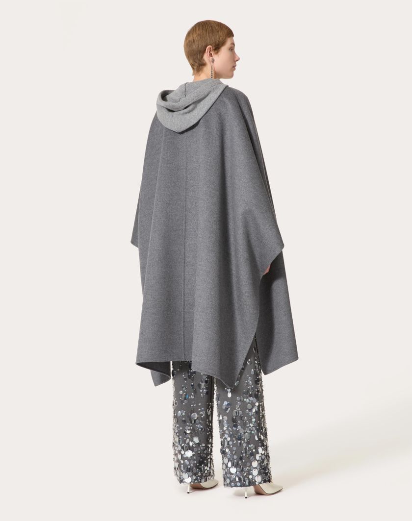 Valentino Handbags Cappa In Compact Drap per Donna in Grigio Scuro | Valentino IT Moda