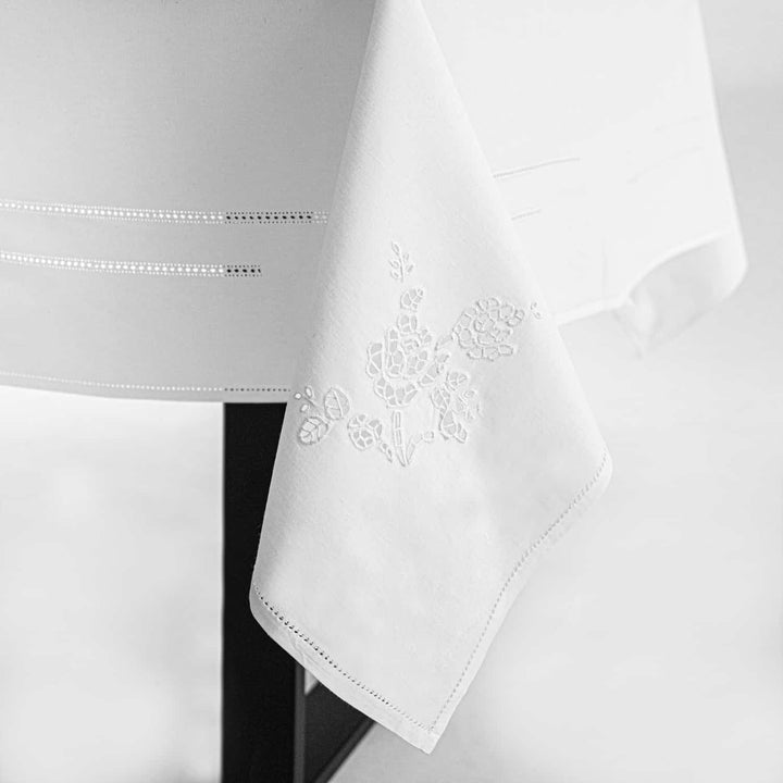 Zenoni & ColombiTovaglia Ricamata Le Roses Spedizione Gratuita