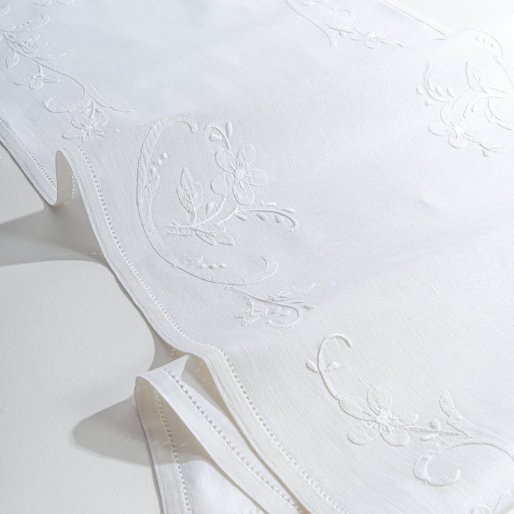 Zenoni & ColombiRunner ricamato a mano in misto Lino e Cotone Made in Italy Clara Outlet