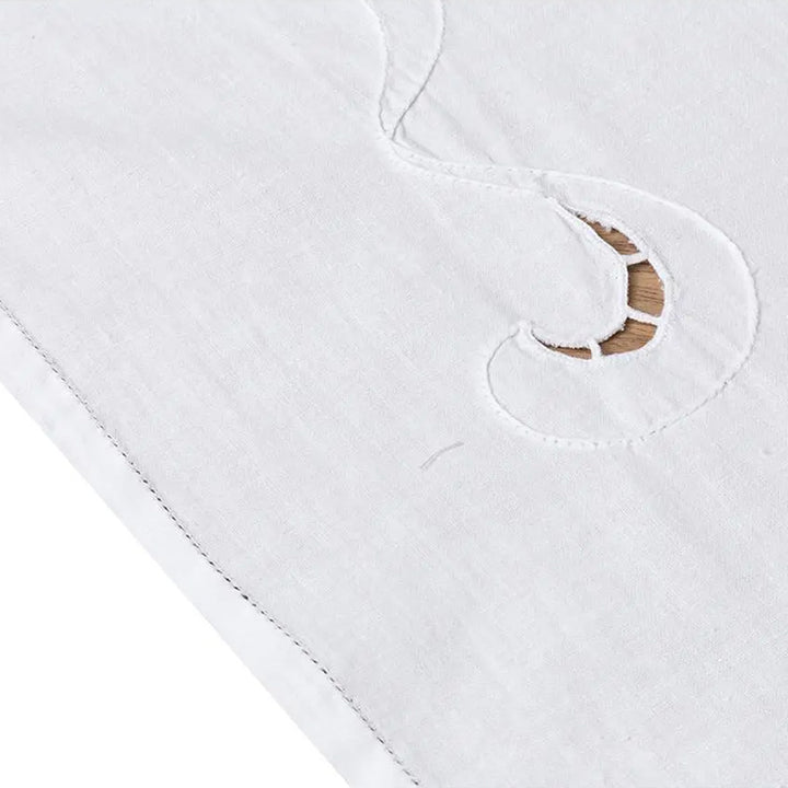 Zenoni & ColombiCentrotavola ricamato a mano in cotone Made in Italy variante Papillon Negozio